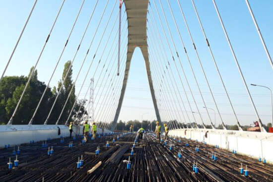 Bridge Massenhoven Albertkanaal